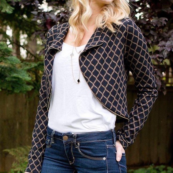 Cropped jacket - Picture 1 of 3